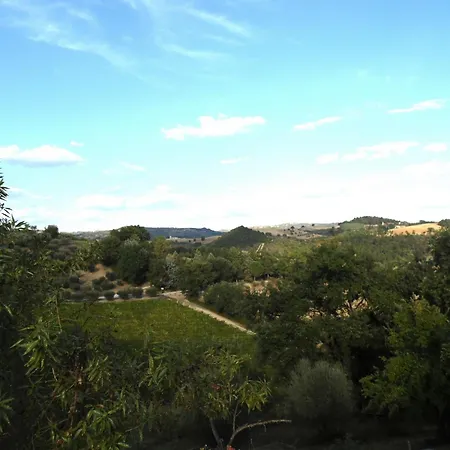 Podere Caldaruccio La Pineta - 4*